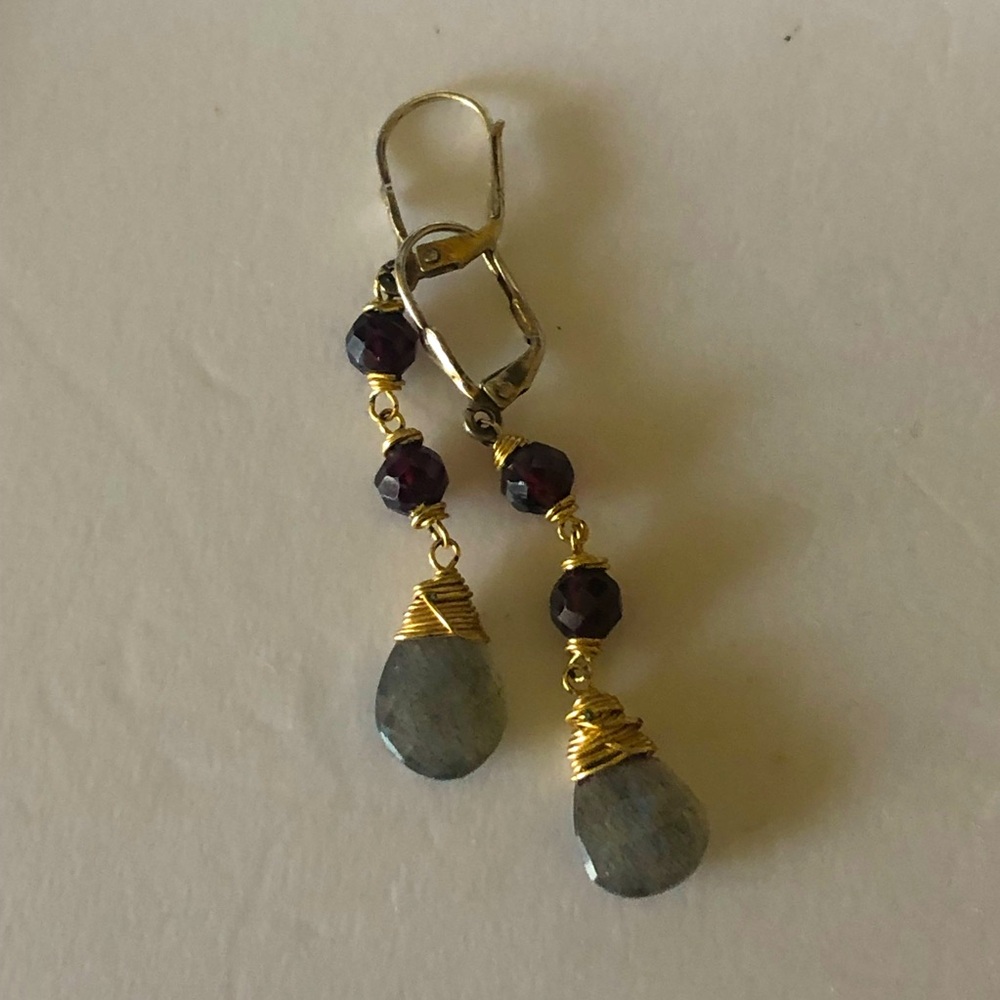Labrodite w Garnets, Drop Earrings 925